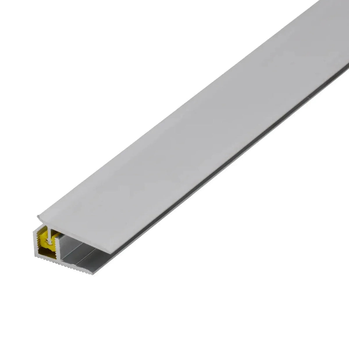 Vue détaillée du profilé de raccordement mural anodisé argenté Clip. Profilé de sol, clip jaune et profilé supérieur #FR0003699
#FR0003700