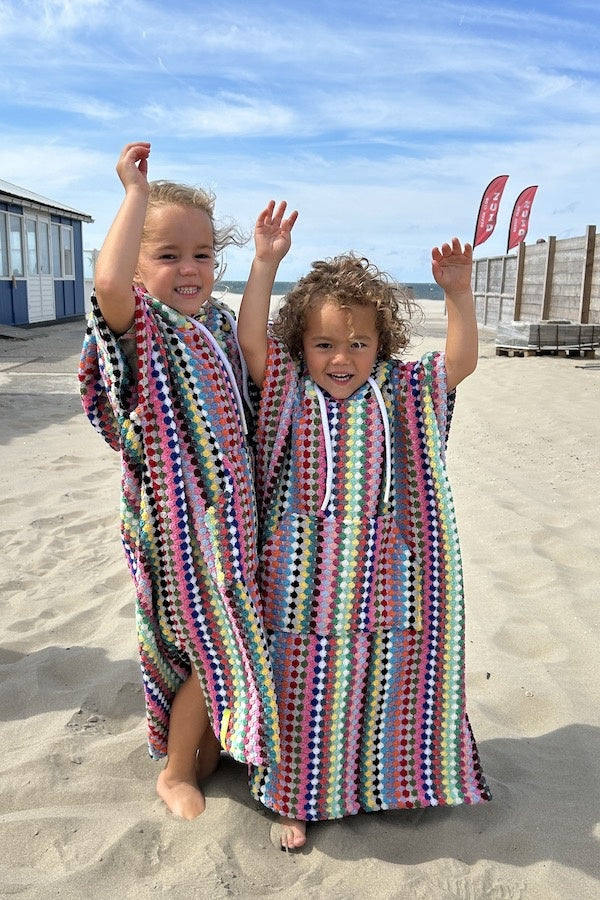 Kindersurf poncho Pom