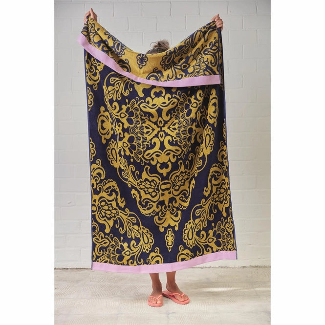 KAAT beach towel Mahana