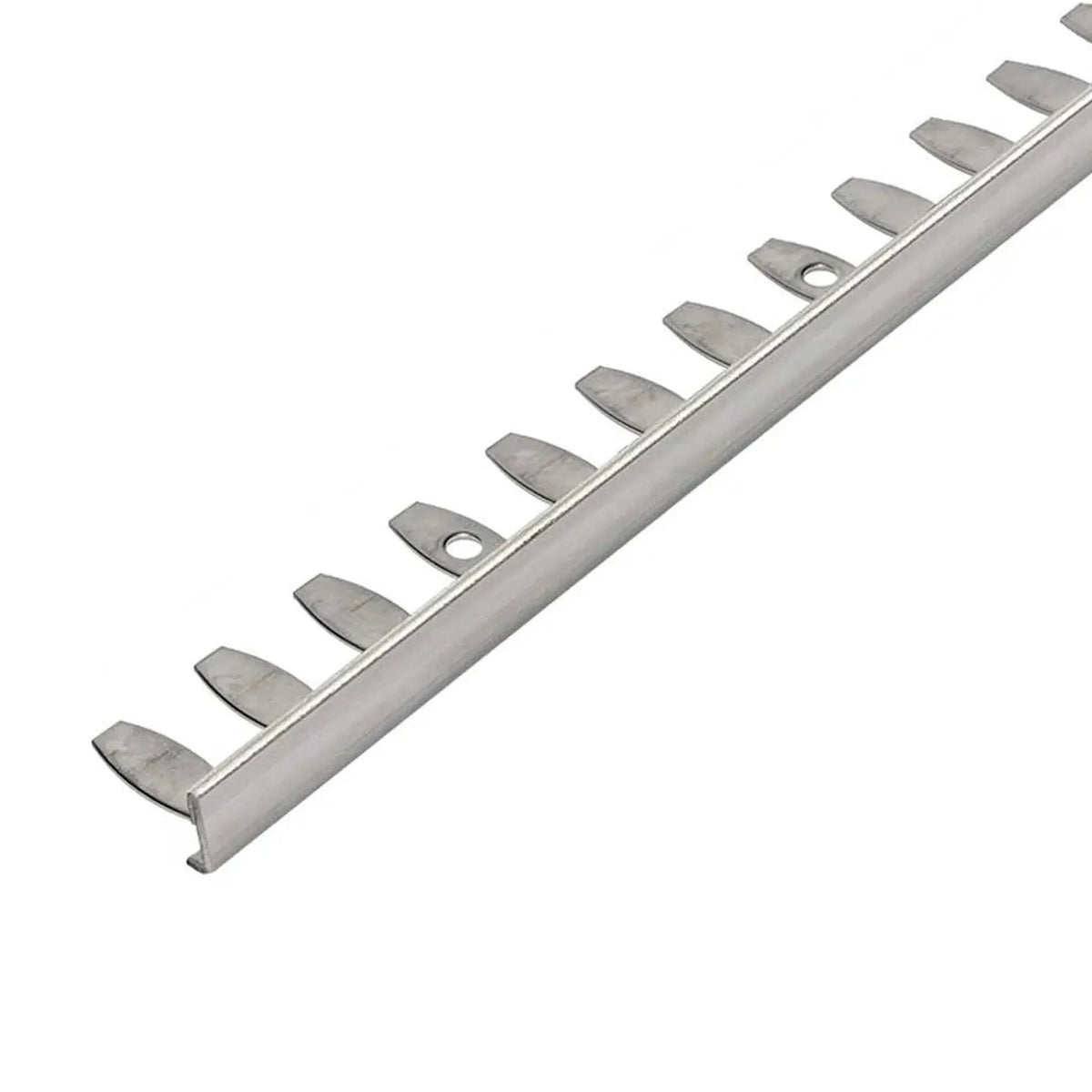 Gros plan du profilé d'angle à plier en acier inoxydable V2A naturel