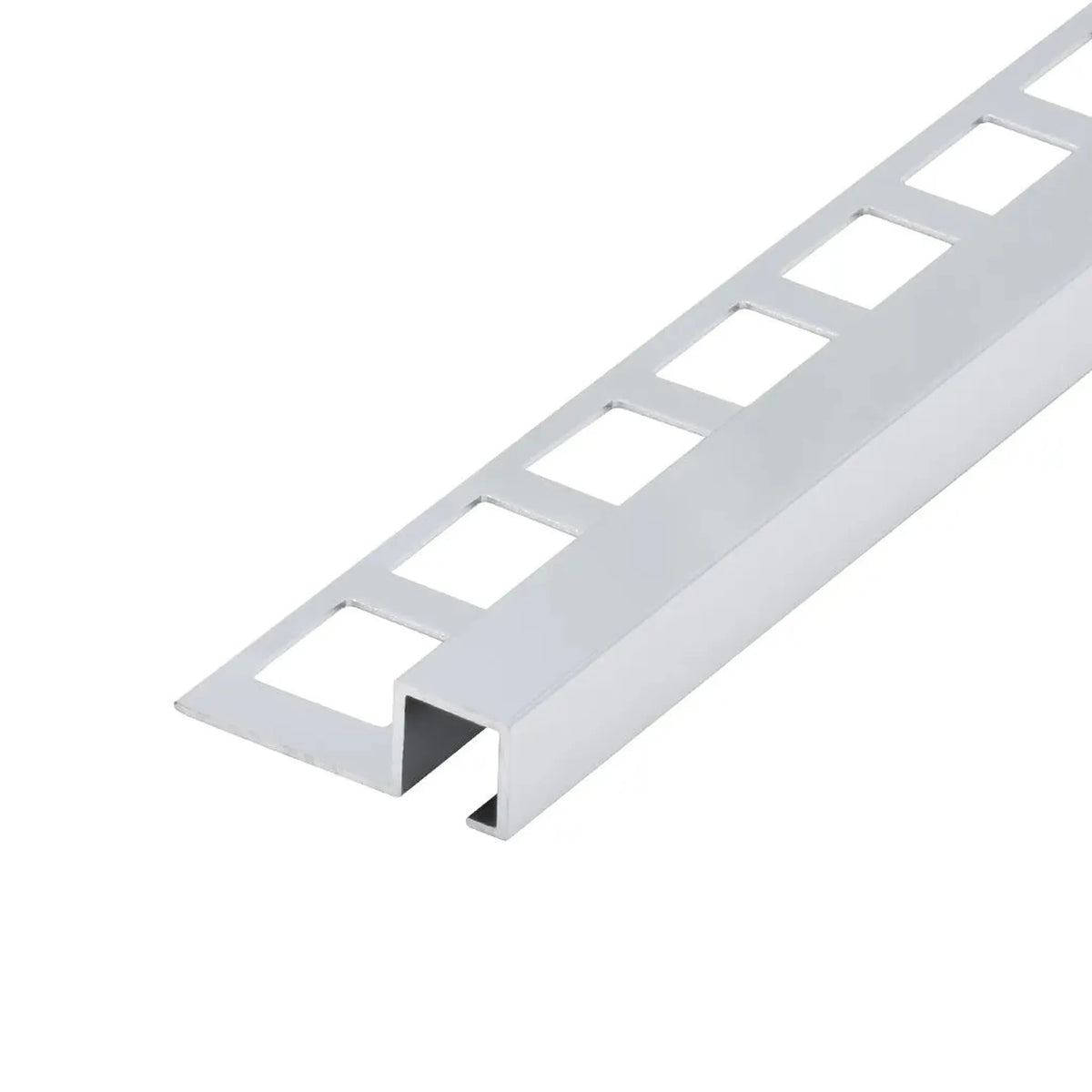 Profilé carré anodisé argent mat en aluminium avec aspect brillant et découpe carrée #FR0001125
#FR0001127
#FR0001095
